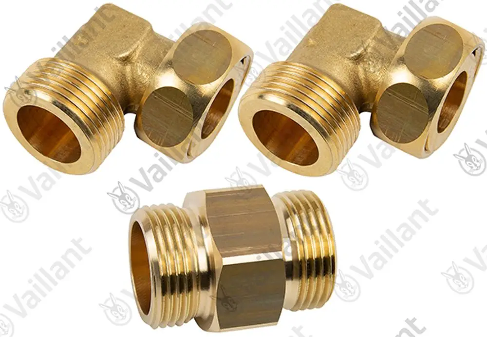 Messingfittings von Vaillant, bestehend aus zwei 90-Grad-Ellbogen und einem geraden Stück mit Innengewinde, zur Verwendung in Rohrsystemen.